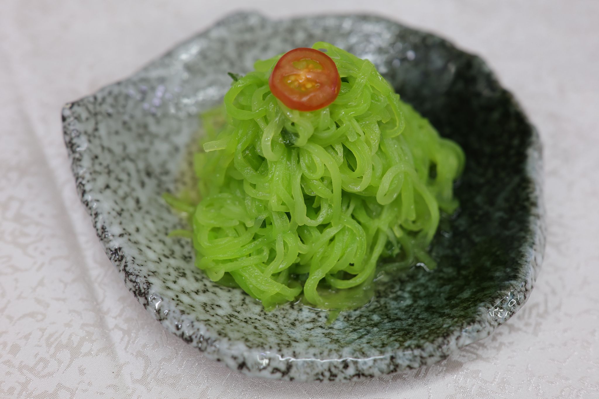 006 凉拌莴笋丝 MARINATED ASPARAGUS LETTUCE