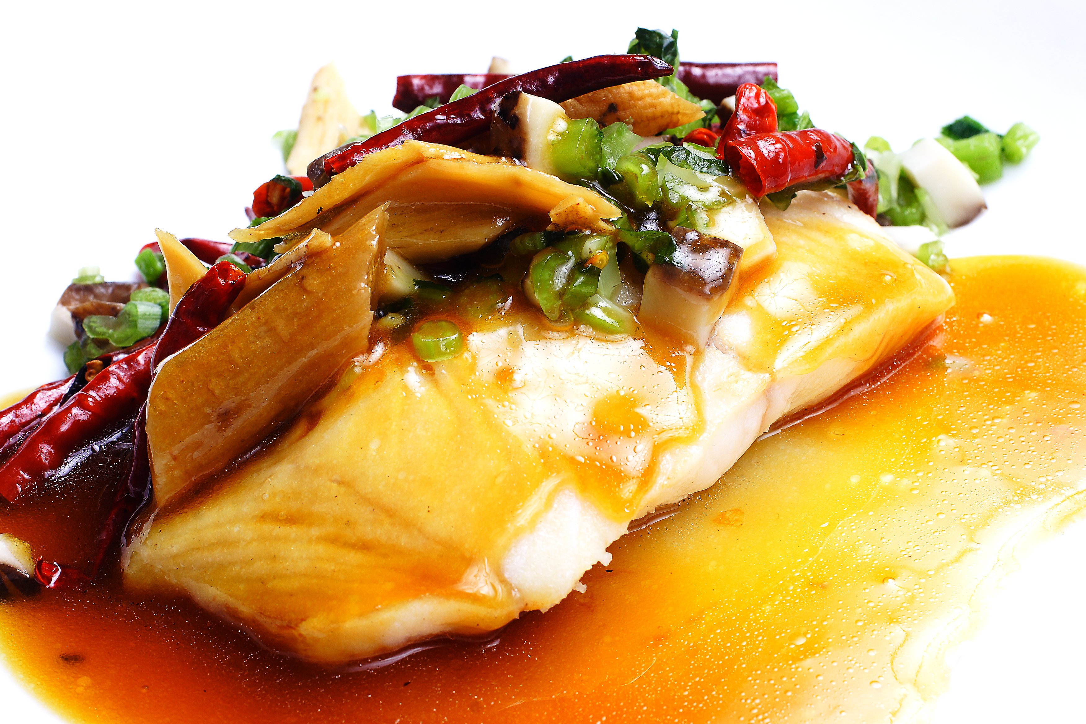 030 参芪干烧鱼 BRAISED FISH W/SPICY SAUCE "DANGSHEN&HUANG QI"