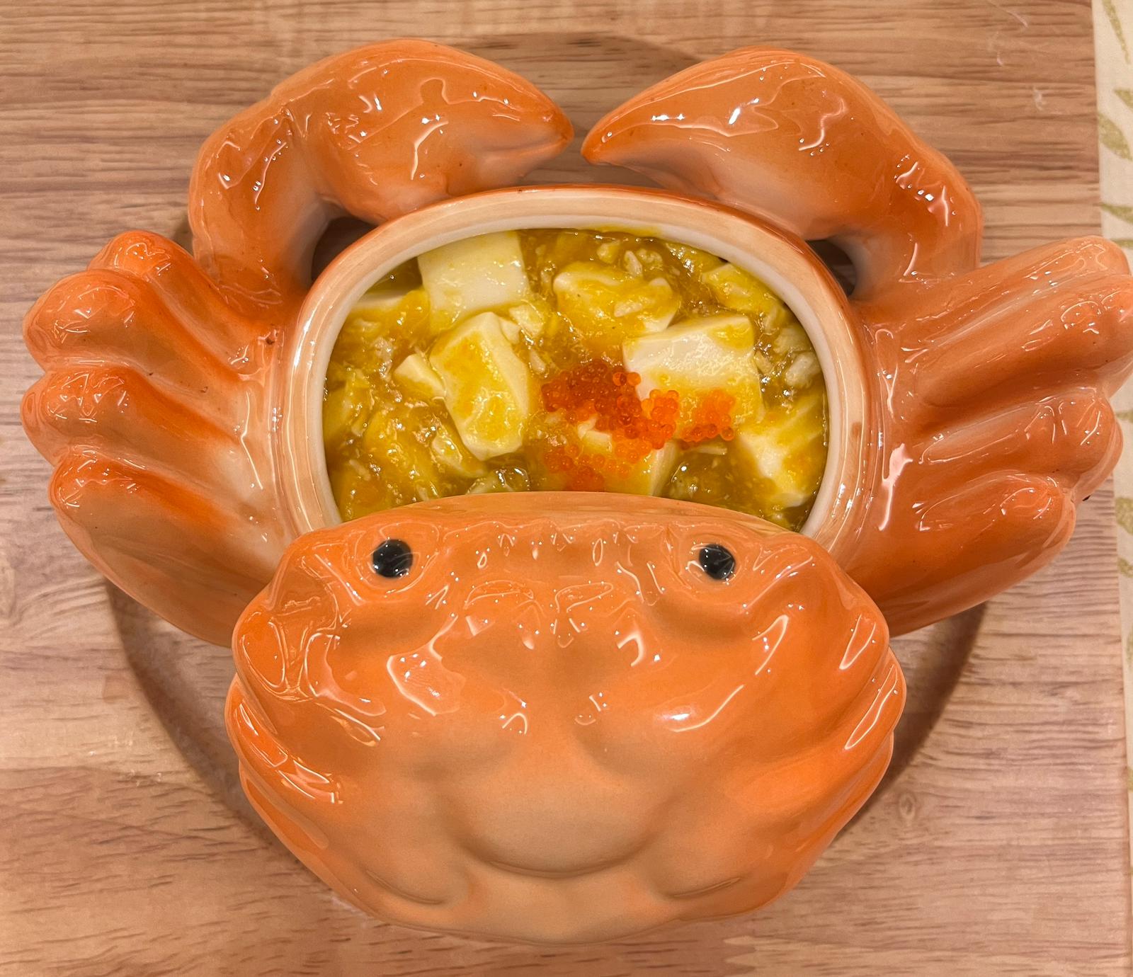 079 鱼子蟹粉豆腐 STEAMED BEAN CURD W/FRESH CRAB-MEAT CAVIAR