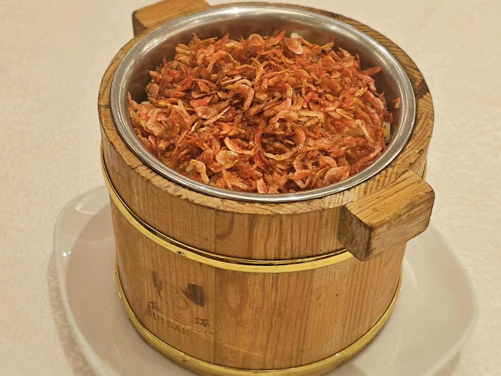 093 樱花虾炒饭 FRIED RICE W/ RED CHERRY SHRIMP